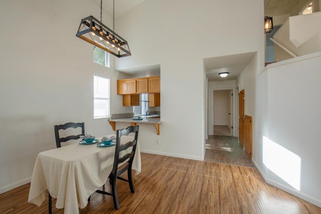 10781 N Windham Bay Circle, Fresno, CA 93730