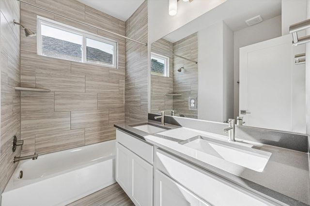 1531 N Red Bud LN 24, Round Rock, TX 78665