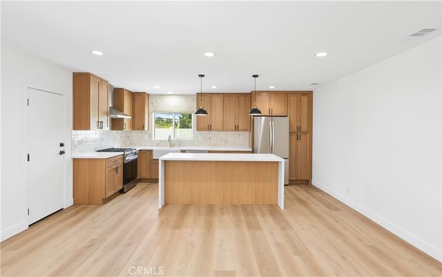 811 Shelburne, La Habra, CA 90631