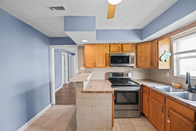 720 Magoffin Street, Lexington, KY 40505