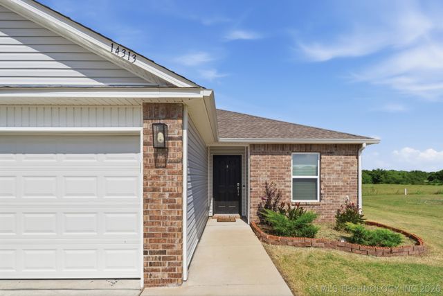 14313 N 76th East Avenue, Collinsville, OK 74021