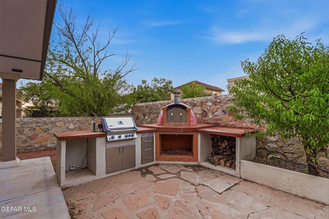6313 FRANKLIN RIDGE Drive, El Paso, TX 79912