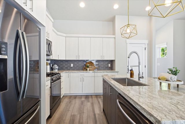 7062 S 300 E, Midvale, UT 84047