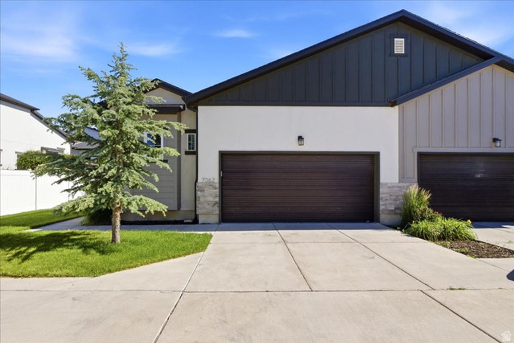 Image 2 of property listing at 7062 S 300 E, Midvale, UT 84047