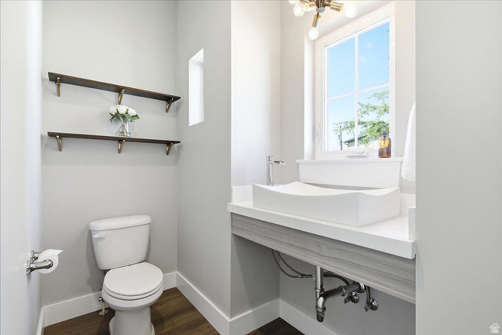 Image 17 of property listing at 7062 S 300 E, Midvale, UT 84047