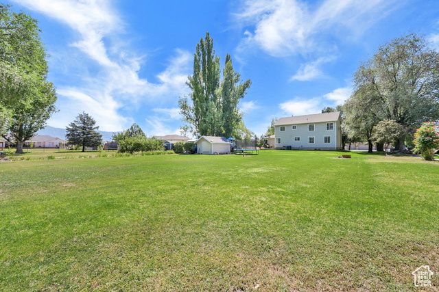 2076 W 700 S, Syracuse, UT 84075