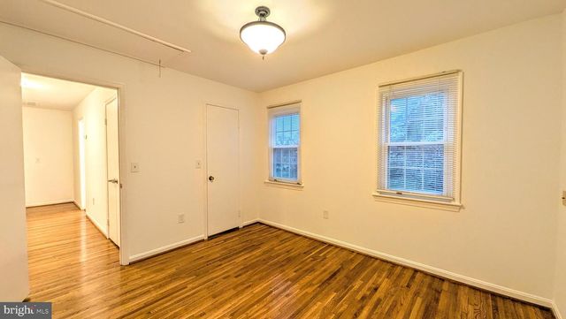 8835 TUCKERMAN LN, Potomac, MD 20854