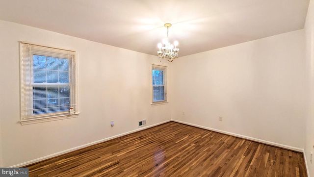 8835 TUCKERMAN LN, Potomac, MD 20854