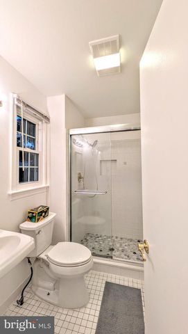 8835 TUCKERMAN LN, Potomac, MD 20854