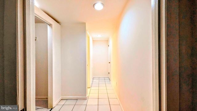 8835 TUCKERMAN LN, Potomac, MD 20854
