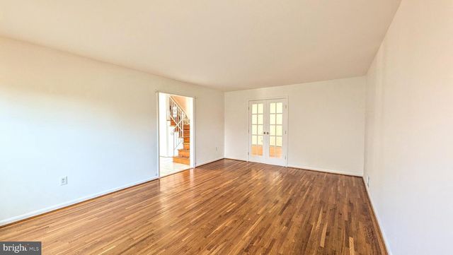8835 TUCKERMAN LN, Potomac, MD 20854