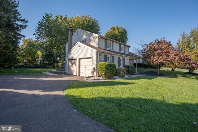 72 EAGLE MOUNT DR, Richboro, PA 18954