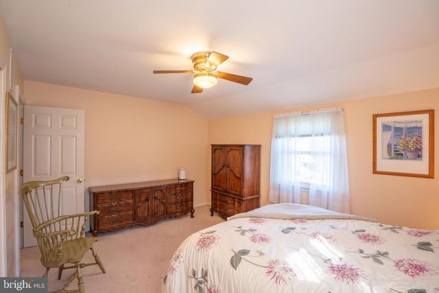 72 EAGLE MOUNT DR, Richboro, PA 18954