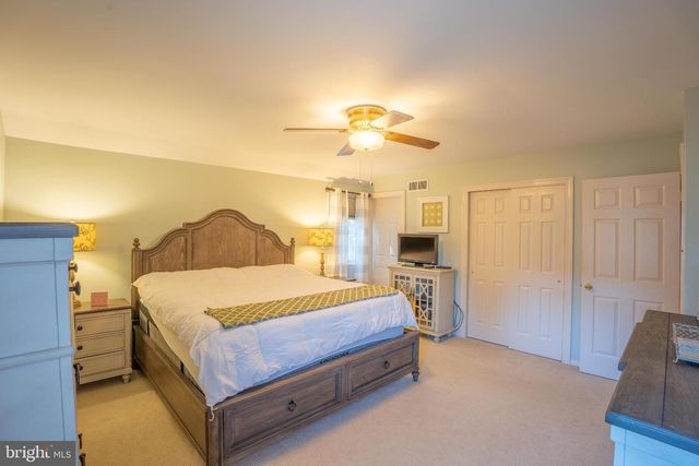 72 EAGLE MOUNT DR, Richboro, PA 18954