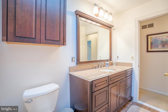 72 EAGLE MOUNT DR, Richboro, PA 18954