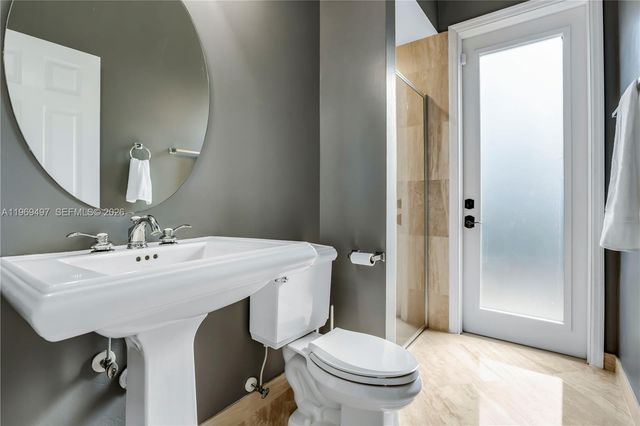 3240 SW 190th Ave, Miramar, FL 33029