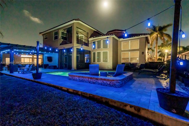 3240 SW 190th Ave, Miramar, FL 33029