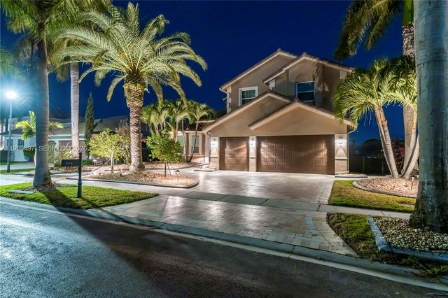 3240 SW 190th Ave, Miramar, FL 33029