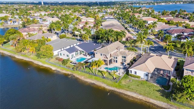 3240 SW 190th Ave, Miramar, FL 33029