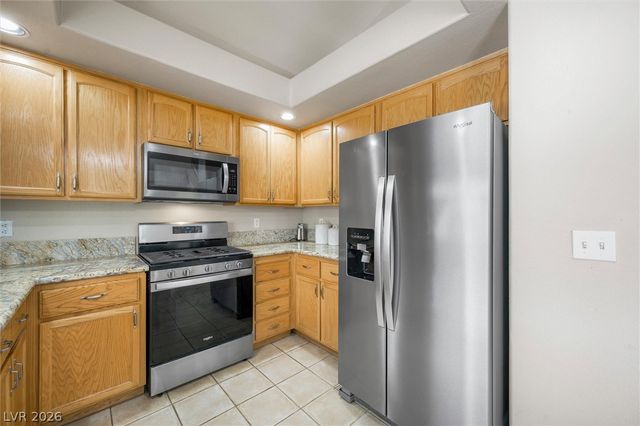 1549 Silver Glen Avenue, Las Vegas, NV 89123