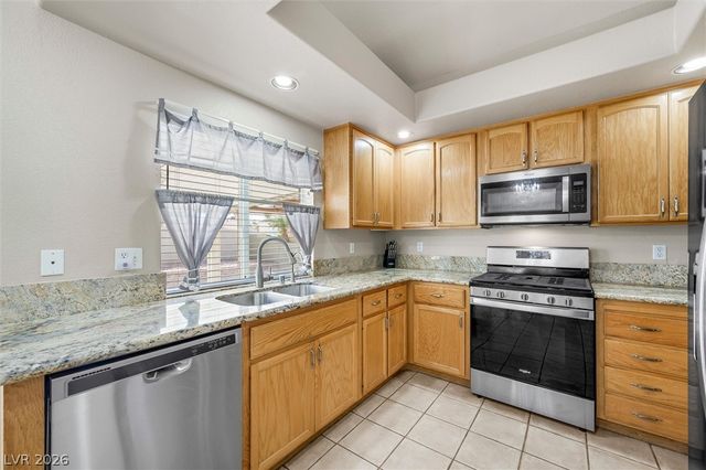 1549 Silver Glen Avenue, Las Vegas, NV 89123