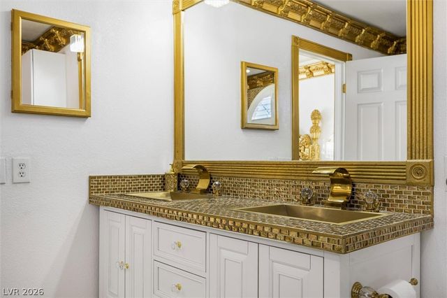 1549 Silver Glen Avenue, Las Vegas, NV 89123