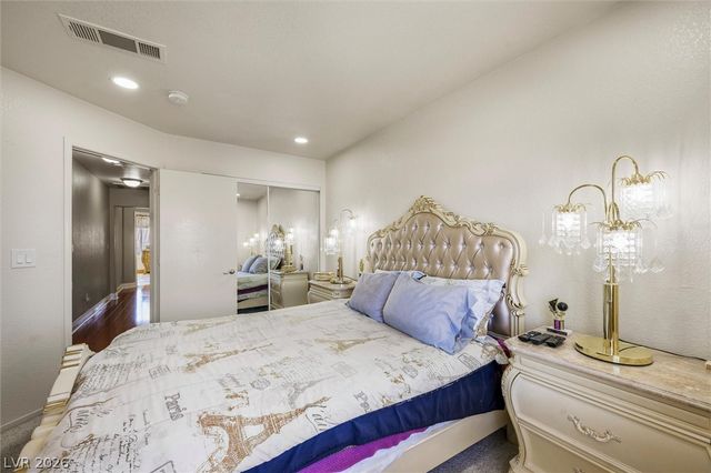 1549 Silver Glen Avenue, Las Vegas, NV 89123