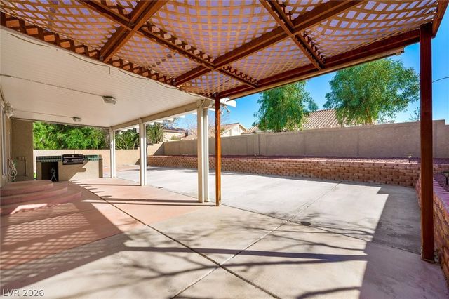 1549 Silver Glen Avenue, Las Vegas, NV 89123