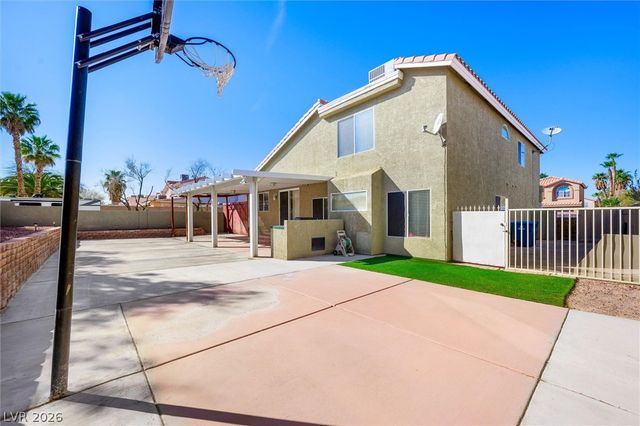 1549 Silver Glen Avenue, Las Vegas, NV 89123