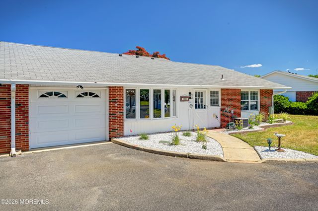 330 Canterbury Court A, Lakewood, NJ 08701