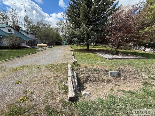 7793 S 1800 W, Rexburg, ID 83440