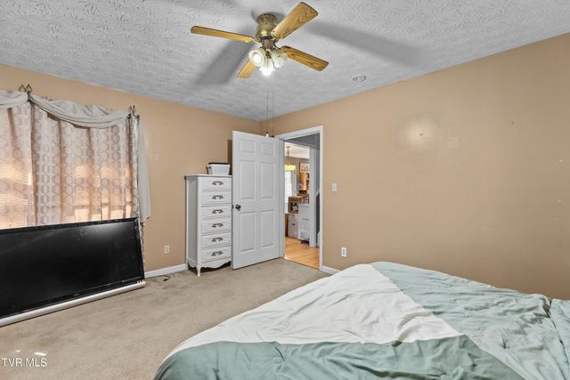 483 Presidential Boulevard, Harrogate, TN 37752