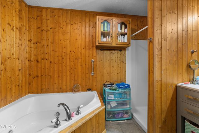 483 Presidential Boulevard, Harrogate, TN 37752