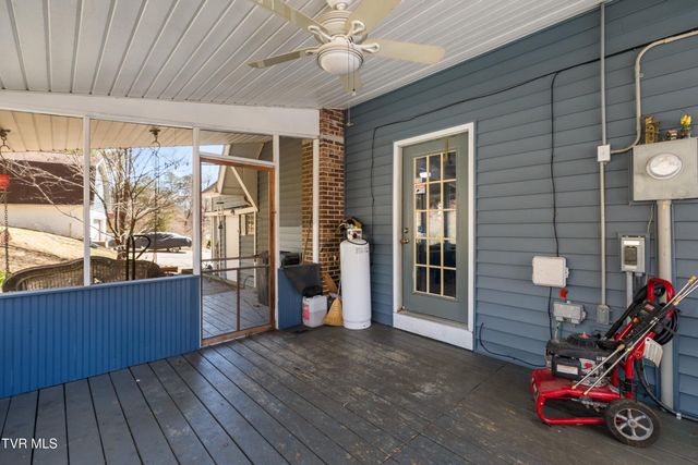 483 Presidential Boulevard, Harrogate, TN 37752