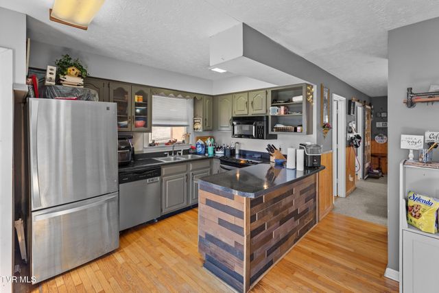 483 Presidential Boulevard, Harrogate, TN 37752