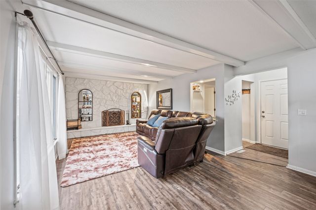 3714 Skyline Drive, Des Moines, IA 50310