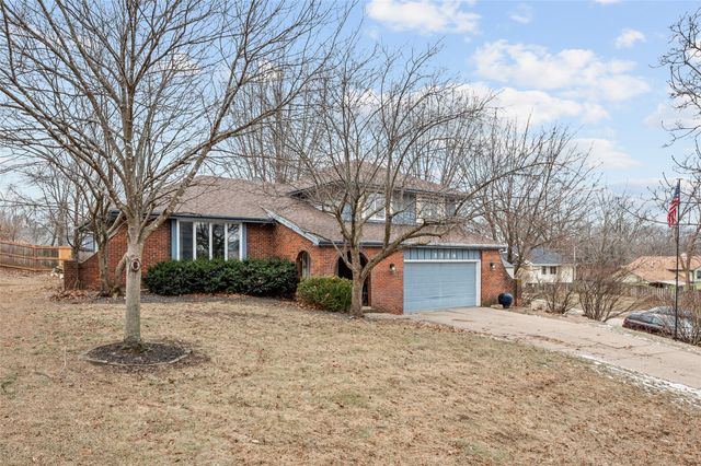 3714 Skyline Drive, Des Moines, IA 50310