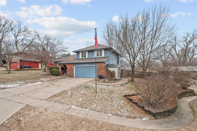 3714 Skyline Drive, Des Moines, IA 50310