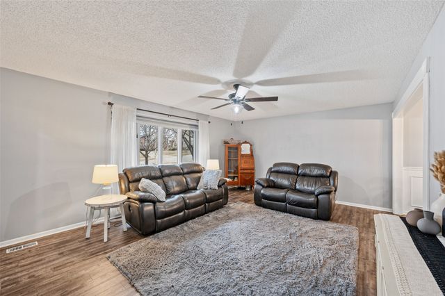 3714 Skyline Drive, Des Moines, IA 50310