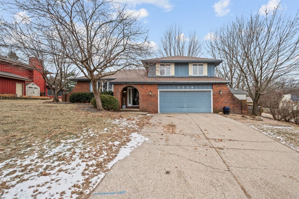 3714 Skyline Drive, Des Moines, IA 50310
