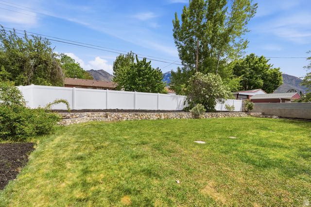 3927 S 3075 E, Holladay, UT 84124