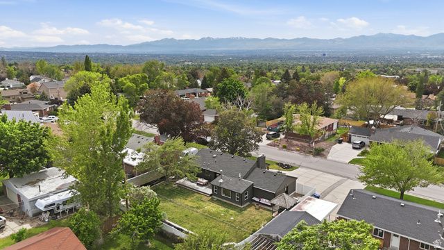 3927 S 3075 E, Holladay, UT 84124