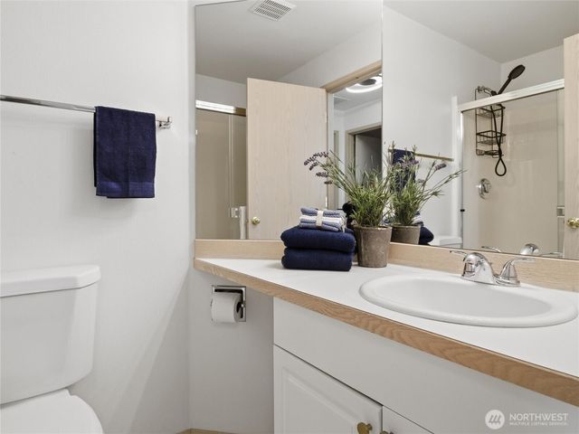 3803 Crystal Ridge Drive SE, Puyallup, WA 98372