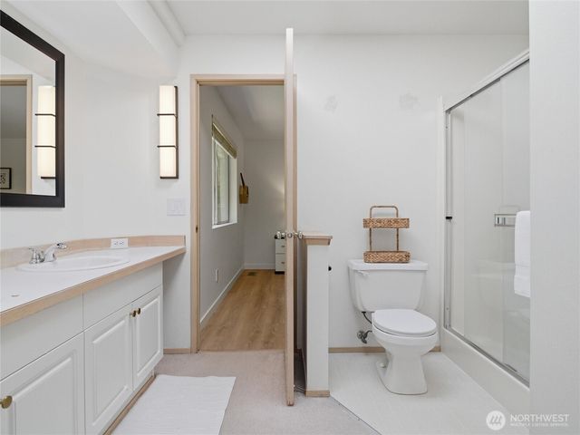3803 Crystal Ridge Drive SE, Puyallup, WA 98372