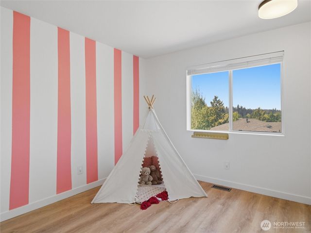 3803 Crystal Ridge Drive SE, Puyallup, WA 98372