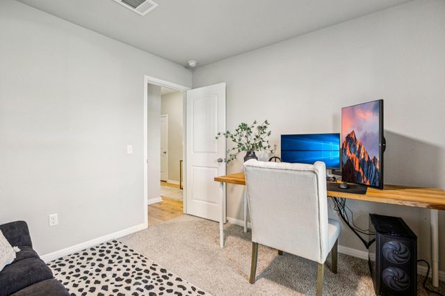 208 Royal Palm WAY, Leander, TX 78641