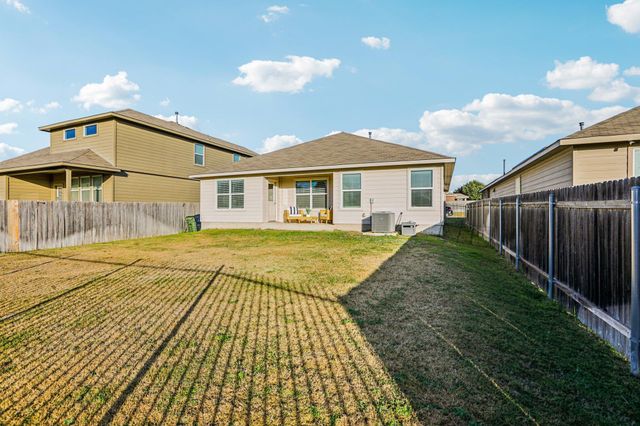 208 Royal Palm WAY, Leander, TX 78641