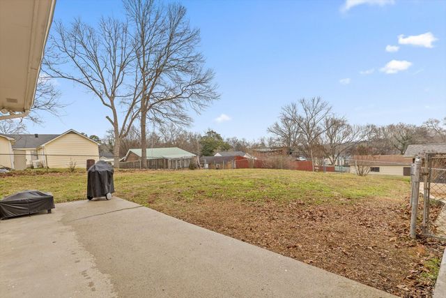 268 Lawrence Drive, Rossville, GA 30741