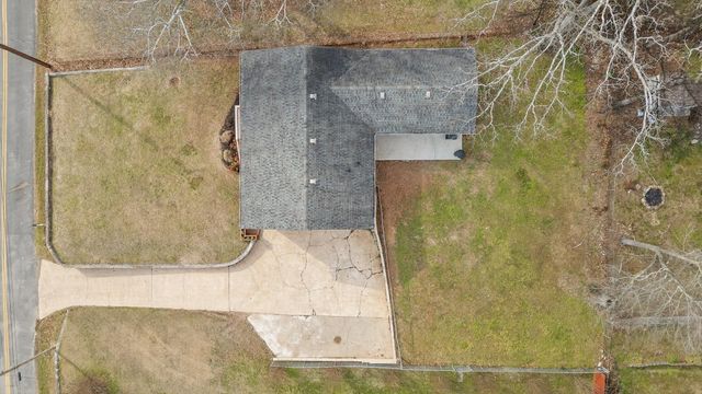 268 Lawrence Drive, Rossville, GA 30741