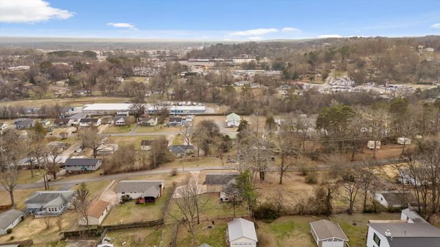 268 Lawrence Drive, Rossville, GA 30741